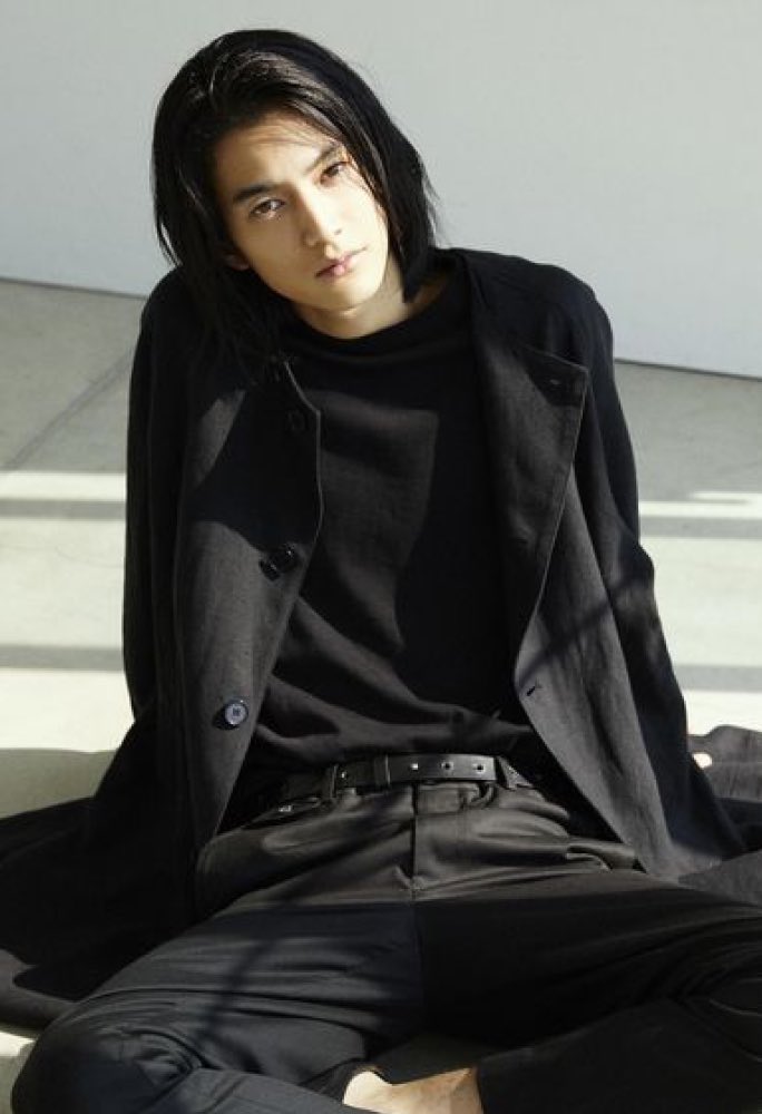 Middle_men 1