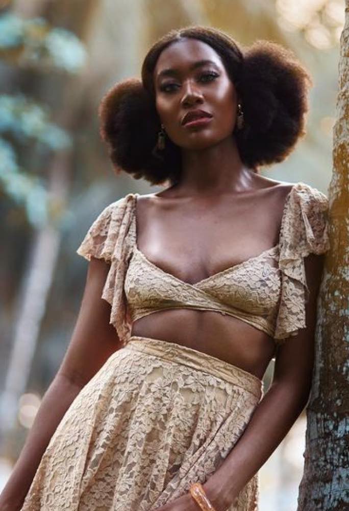Middle_women 25